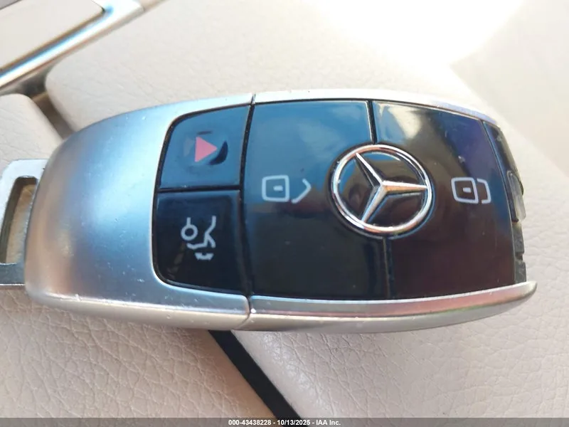 2018 MERCEDES-BENZ E 300 Lot #43438228 thumbnail 11