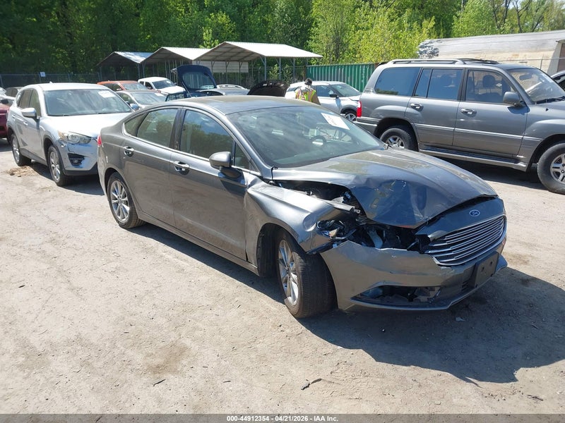2017 FORD FUSION Lot #44912354 — VINARCHIVE