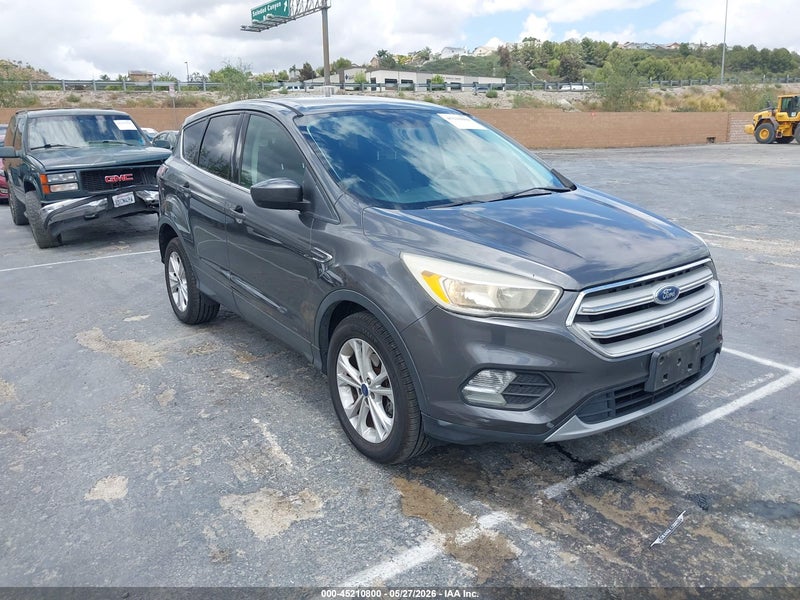 2017 FORD ESCAPE Lot #45210800 — VINARCHIVE