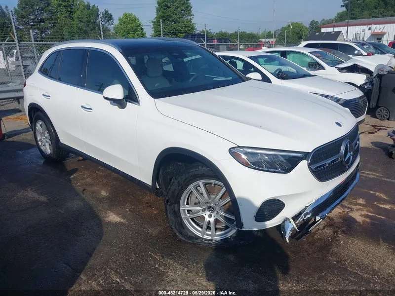 2025 MERCEDES-BENZ GLC 300