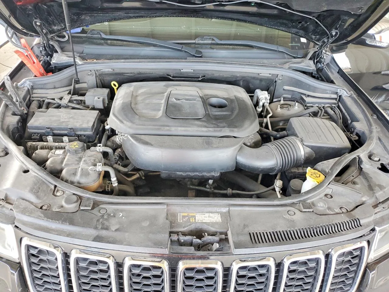 2019 Jeep GRAND CHEROKEE LIMITED Lot #48248306 thumbnail 6