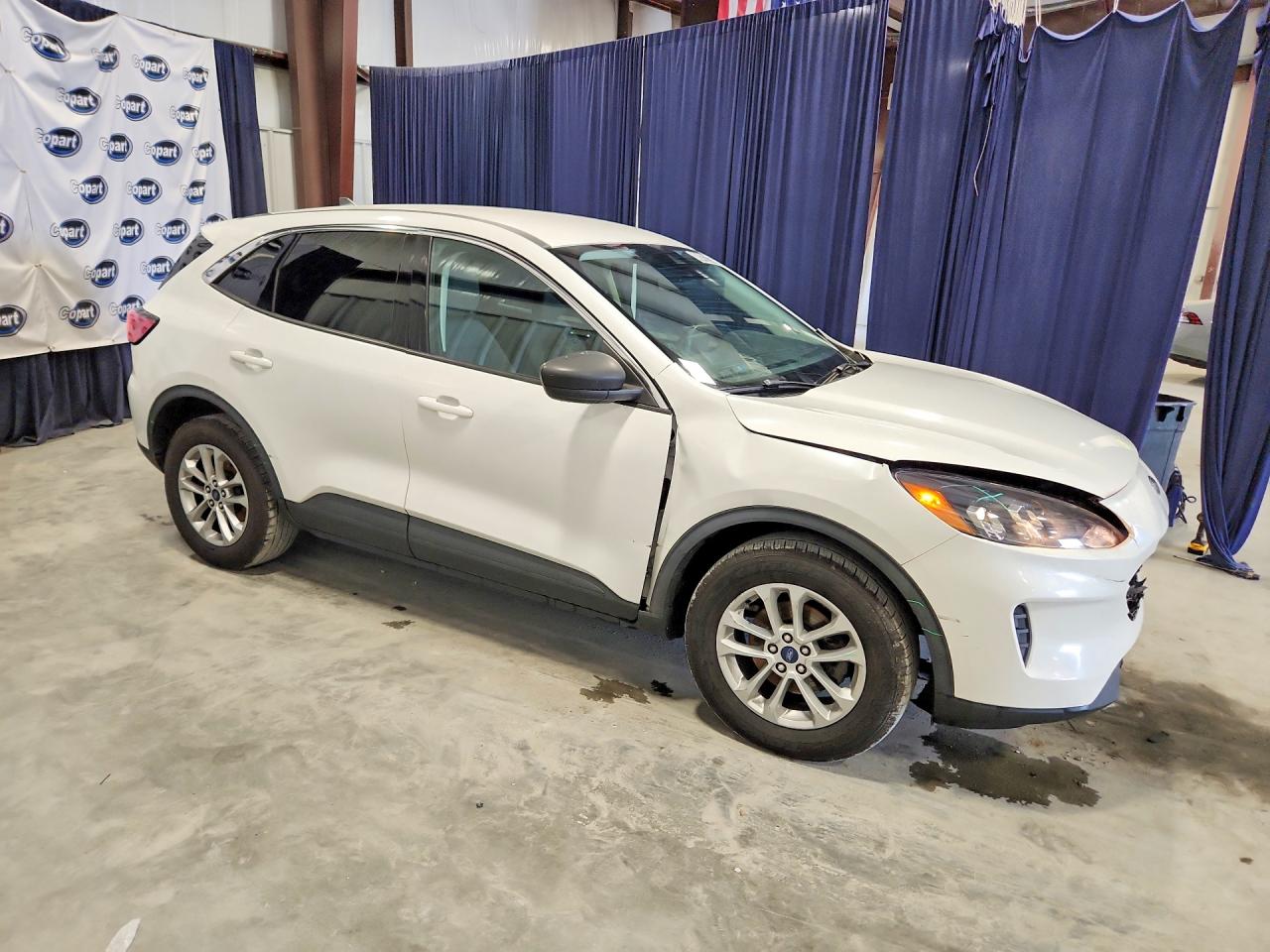 2022 Ford ESCAPE SE Lot #48432766 — VINARCHIVE