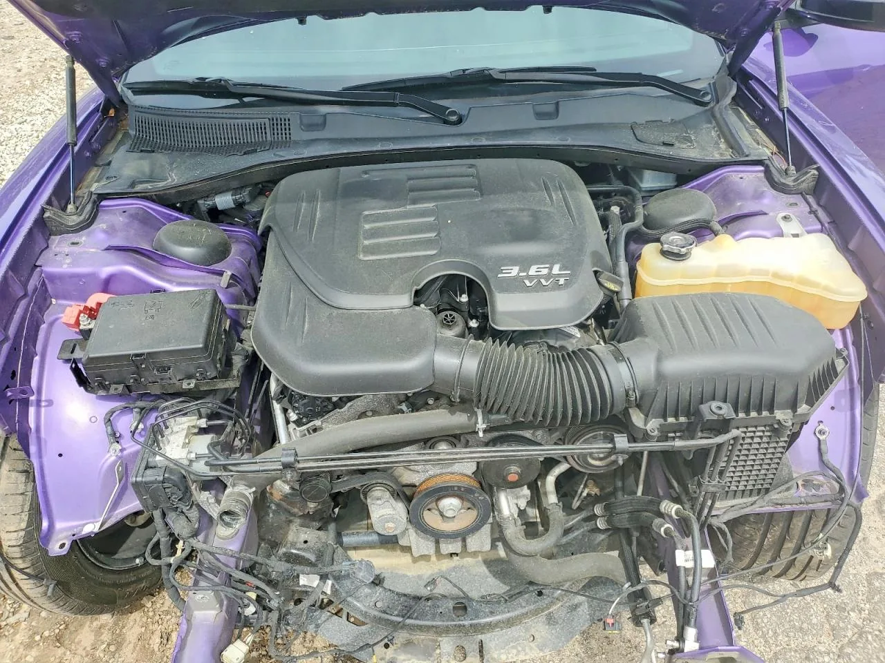 2019 Dodge CHARGER SXT