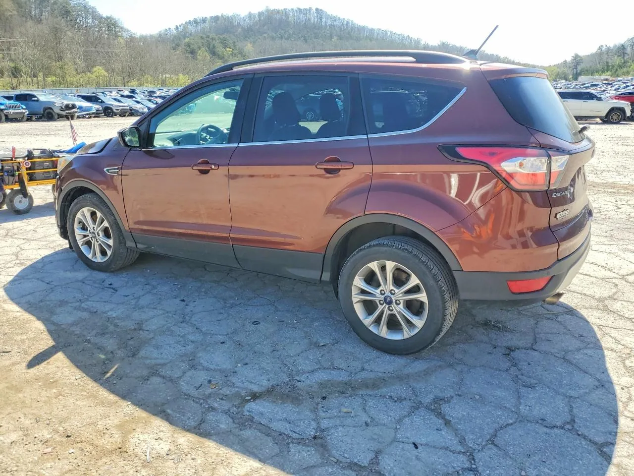 2018 Ford ESCAPE SEL Lot #48650806 thumbnail 3