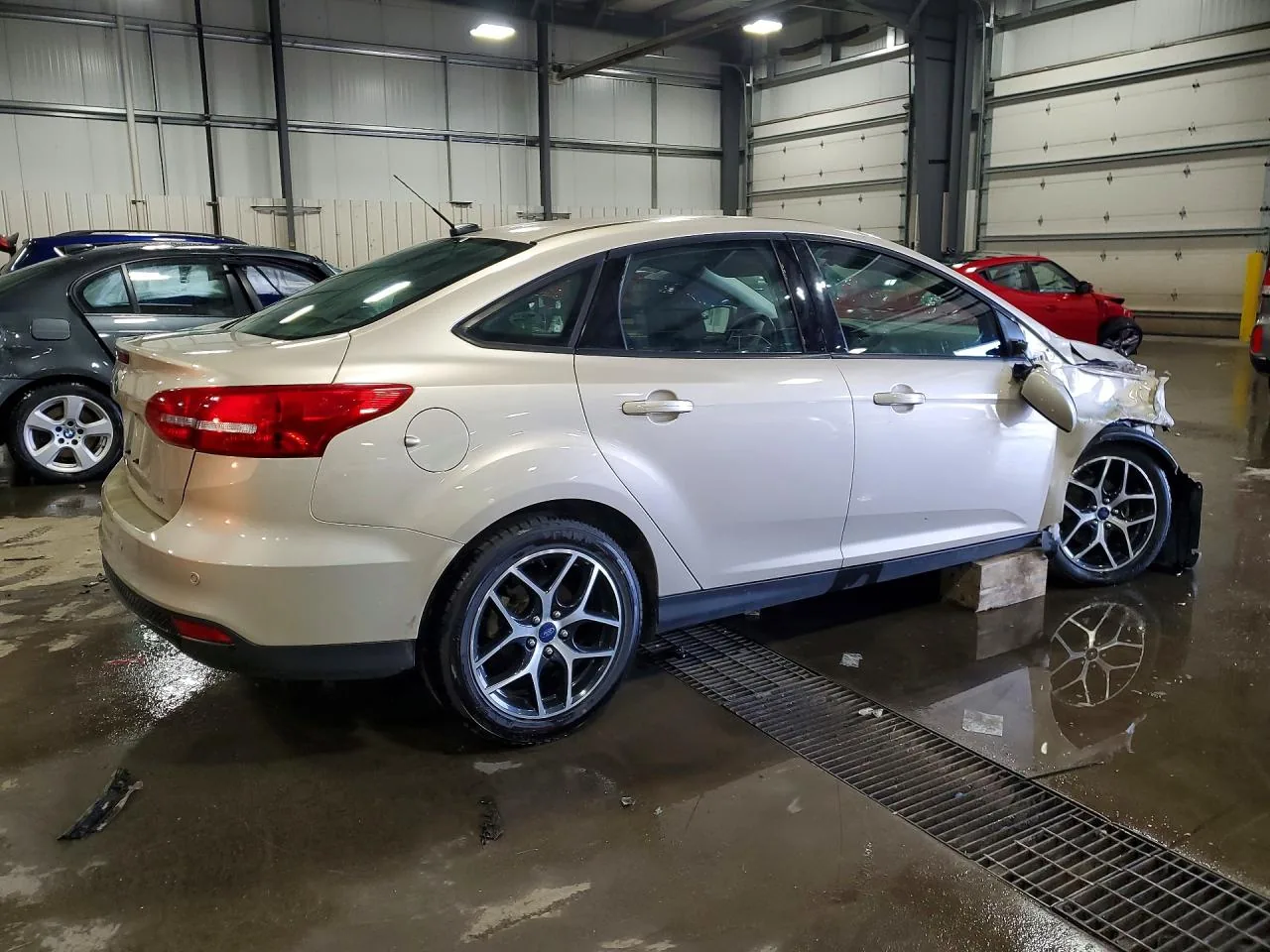 2017 Ford FOCUS SEL Lot #49091146 thumbnail 3
