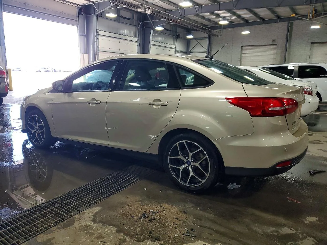2017 Ford FOCUS SEL Lot #49091146 thumbnail 9