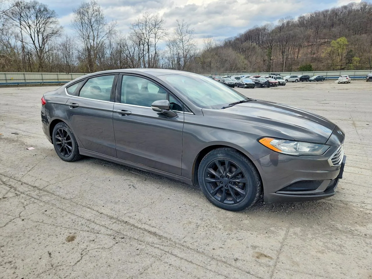2017 Ford FUSION SE Lot #49472256 thumbnail 4