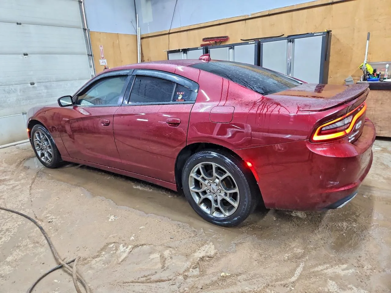 2017 Dodge CHARGER SXT