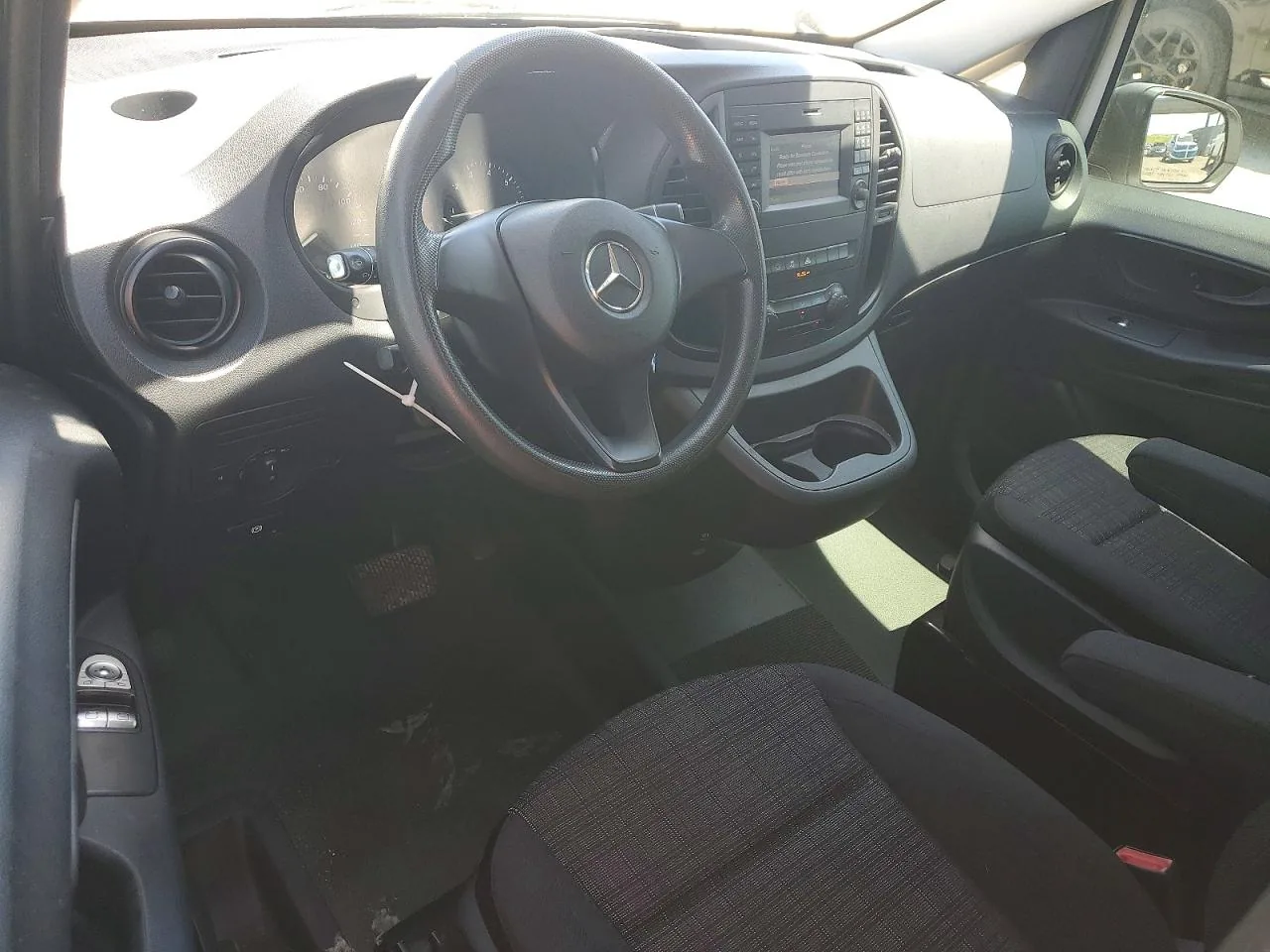 2019 Mercedes-benz METRIS