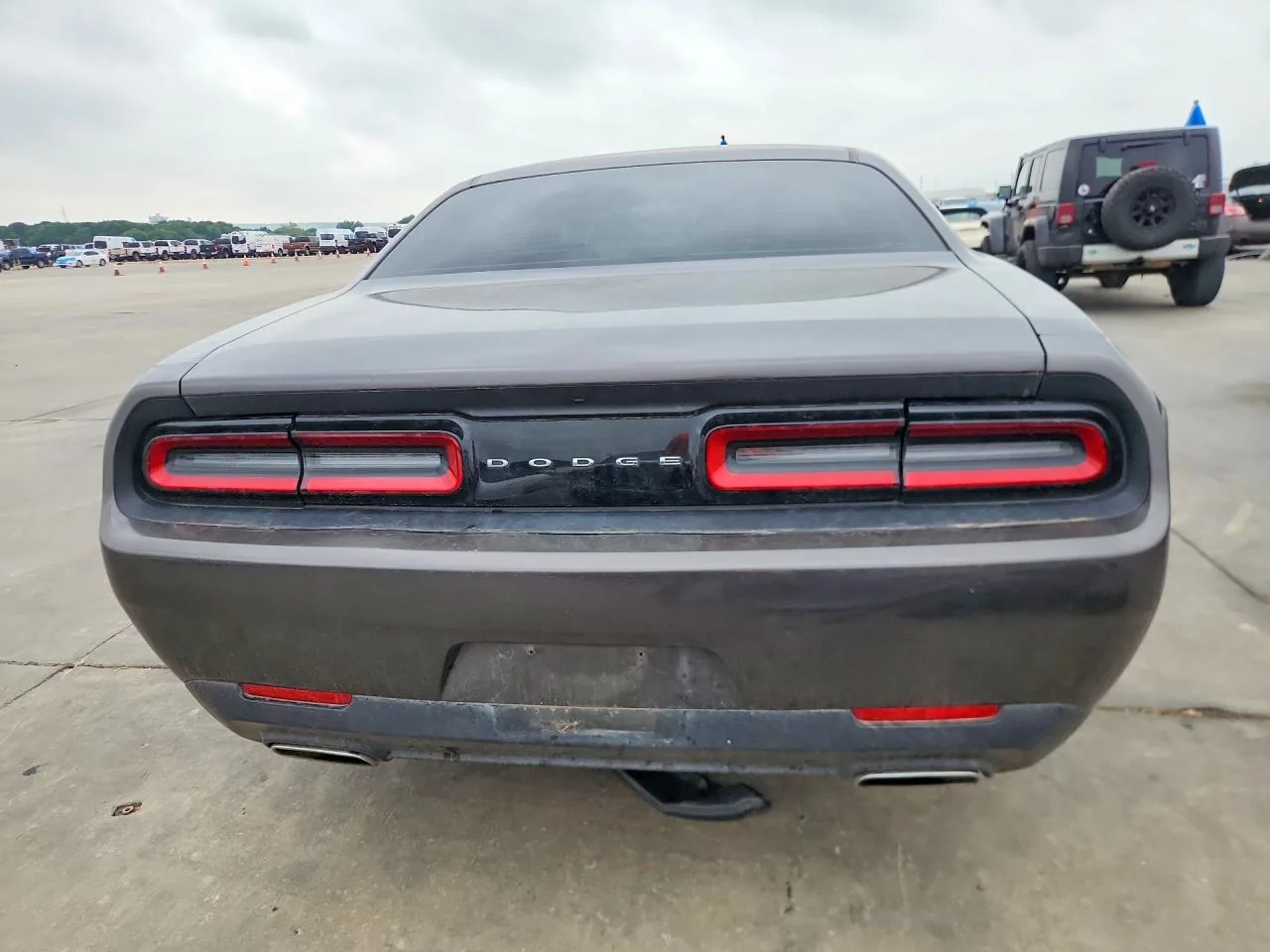 2017 Dodge CHALLENGER SXT Lot #51165976 thumbnail 4