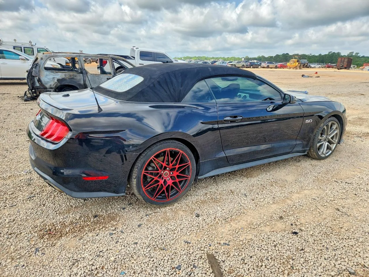 2018 Ford MUSTANG GT Lot #51316756 thumbnail 6