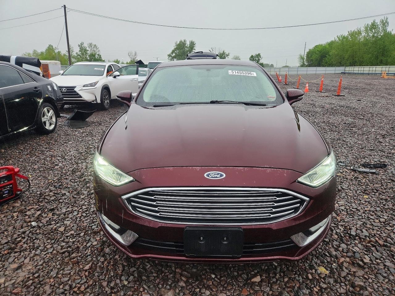 2017 Ford FUSION SE Lot #51455396 — VINARCHIVE