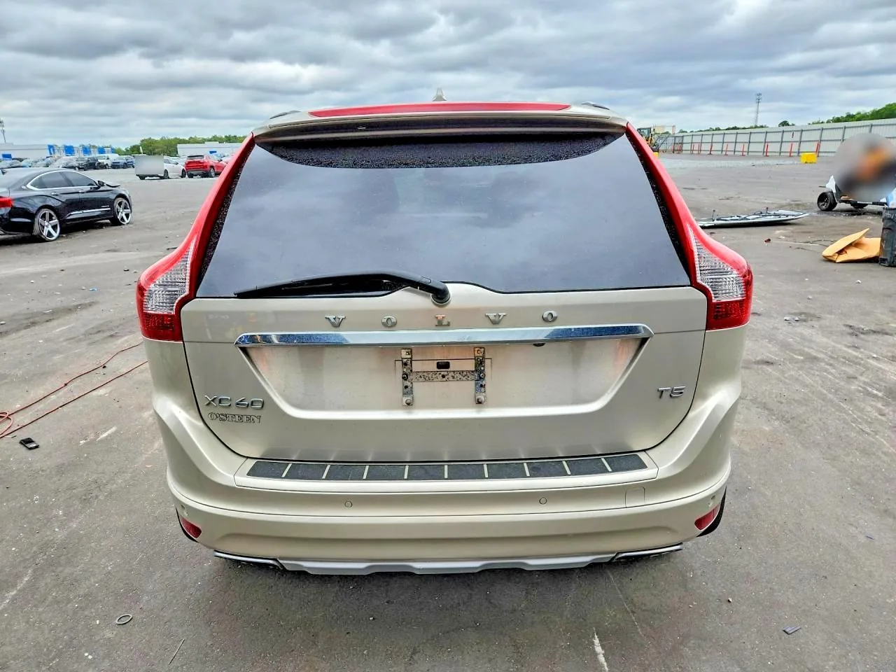 2017 Volvo XC60 T5 INSCRIPTION