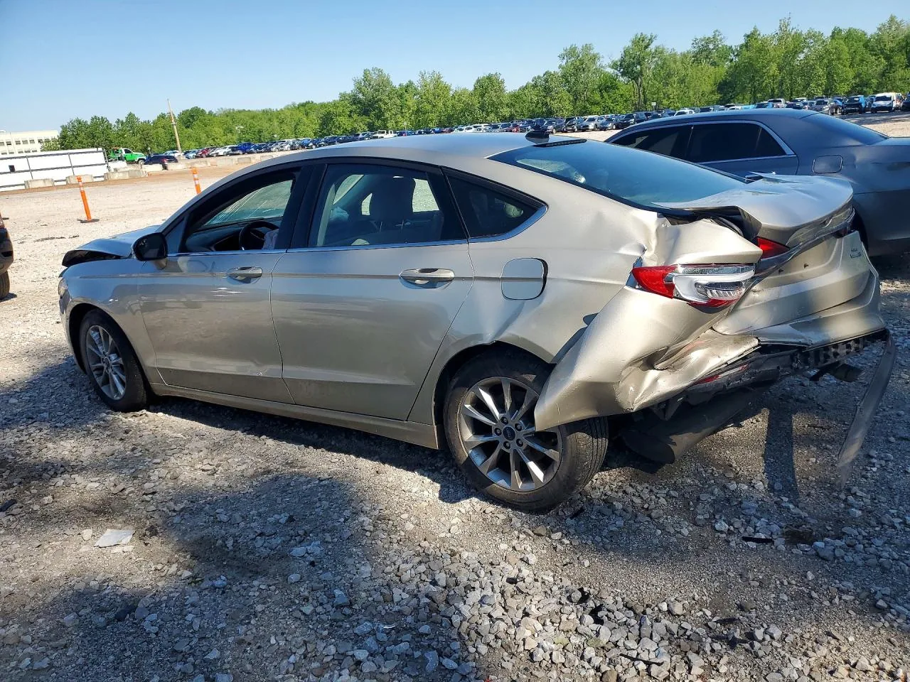 2017 Ford FUSION SE Lot #51725966 thumbnail 8
