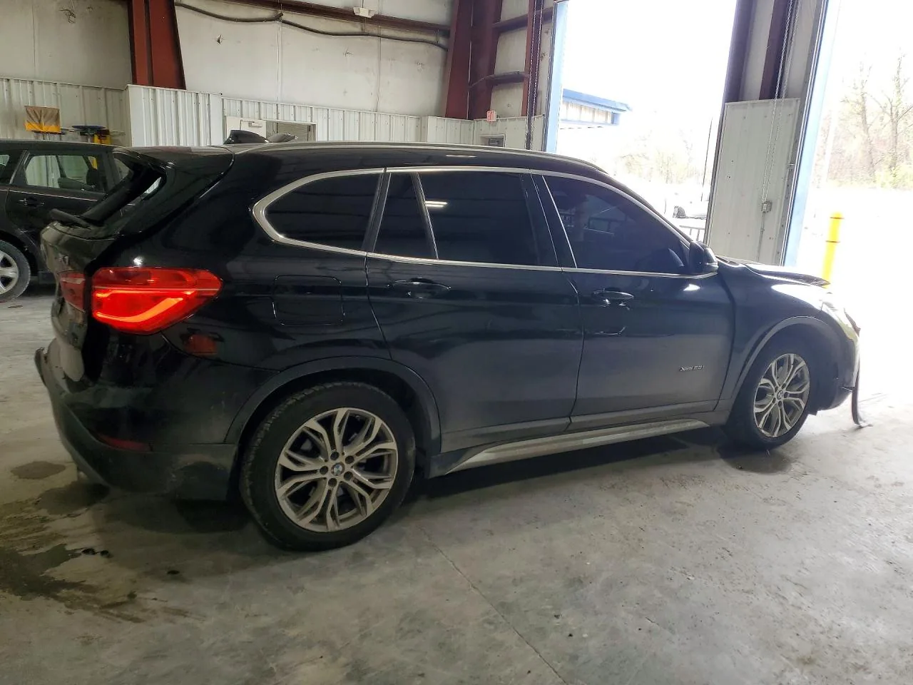 2017 Bmw X1 XDRIVE28I Lot #51770106 thumbnail 6