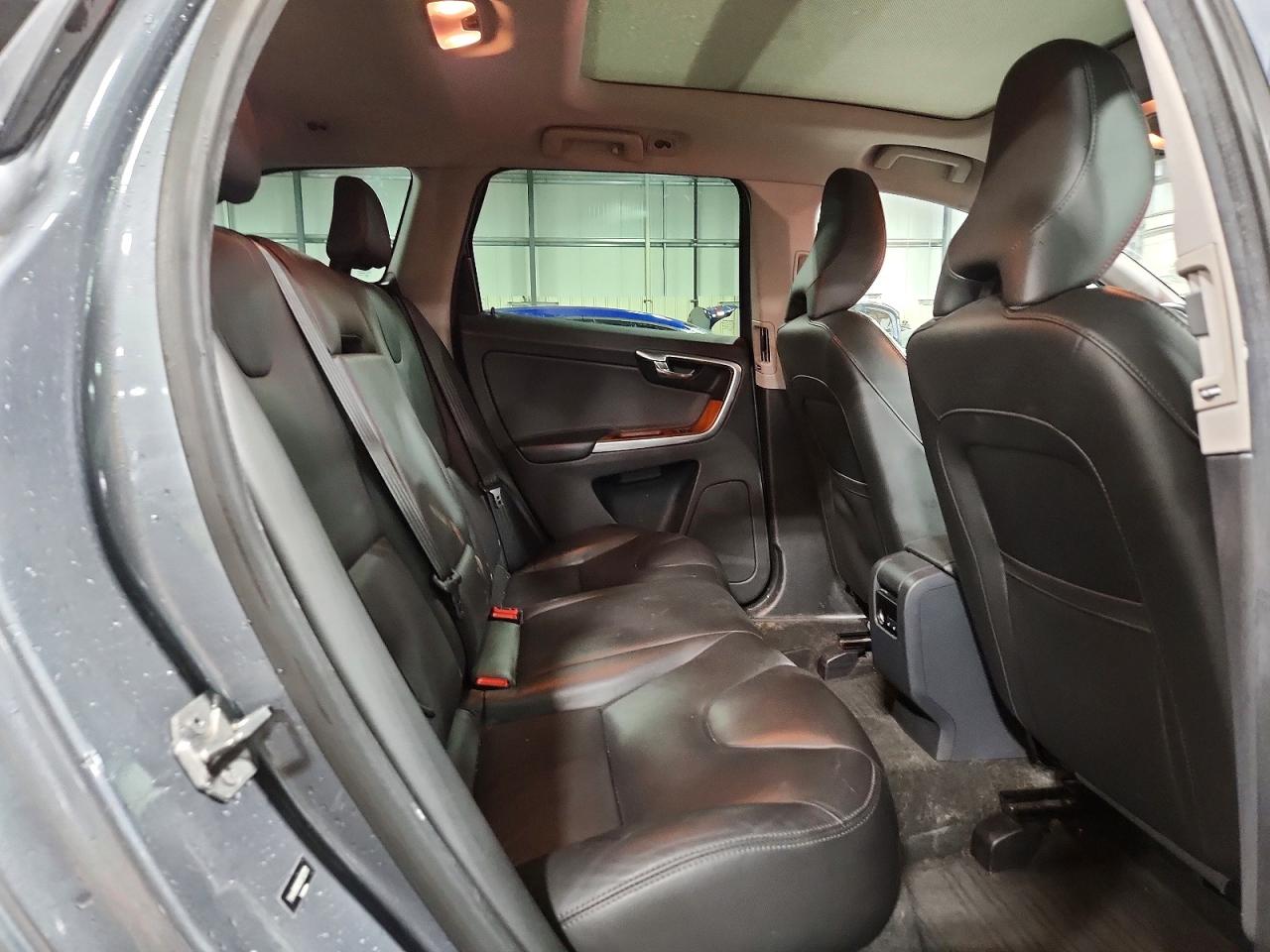 2017 Volvo XC60 T6 INSCRIPTION Lot #51791696 — VINARCHIVE