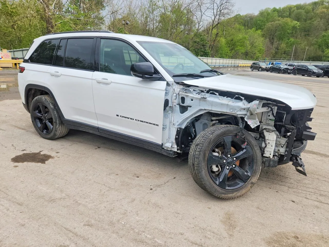 2023 Jeep GRAND CHEROKEE LIMITED