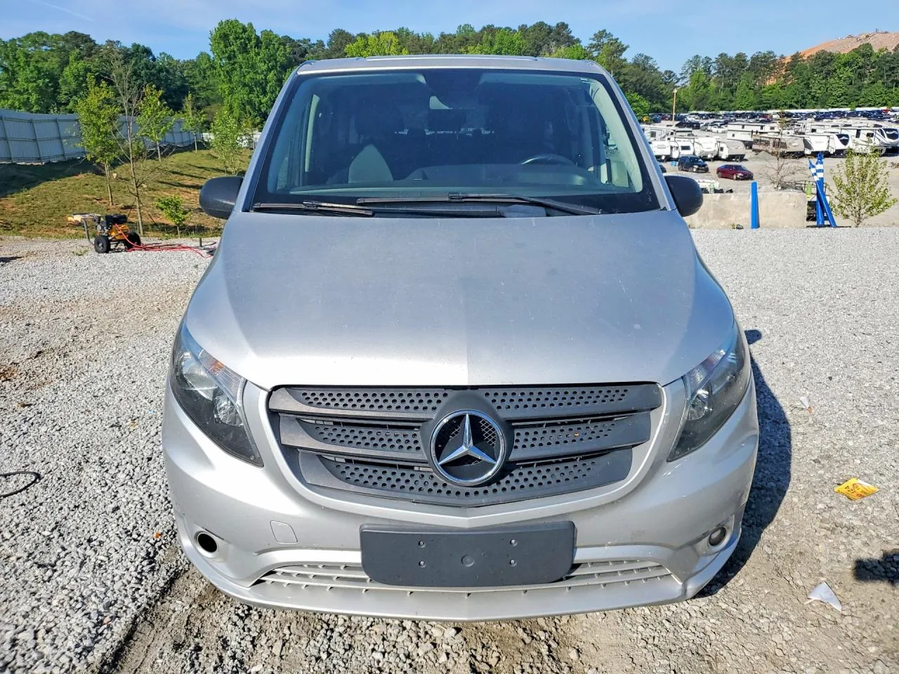 2017 Mercedes-benz METRIS
