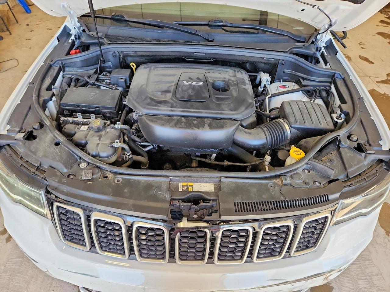 2018 Jeep GRAND CHEROKEE LIMITED Lot #52088606 — VINARCHIVE