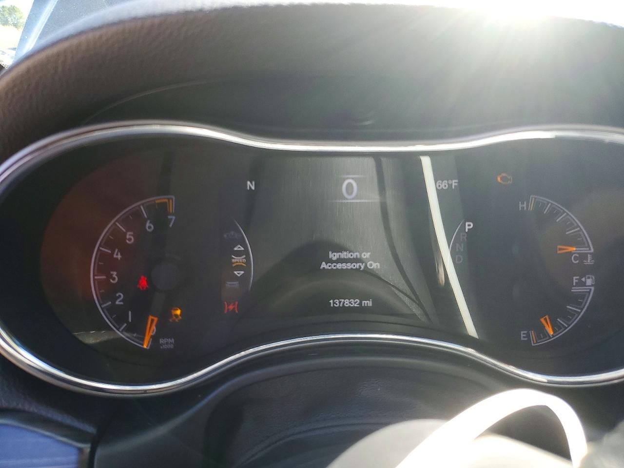 2019 Jeep GRAND CHEROKEE LAREDO Lot #52391646 — VINARCHIVE