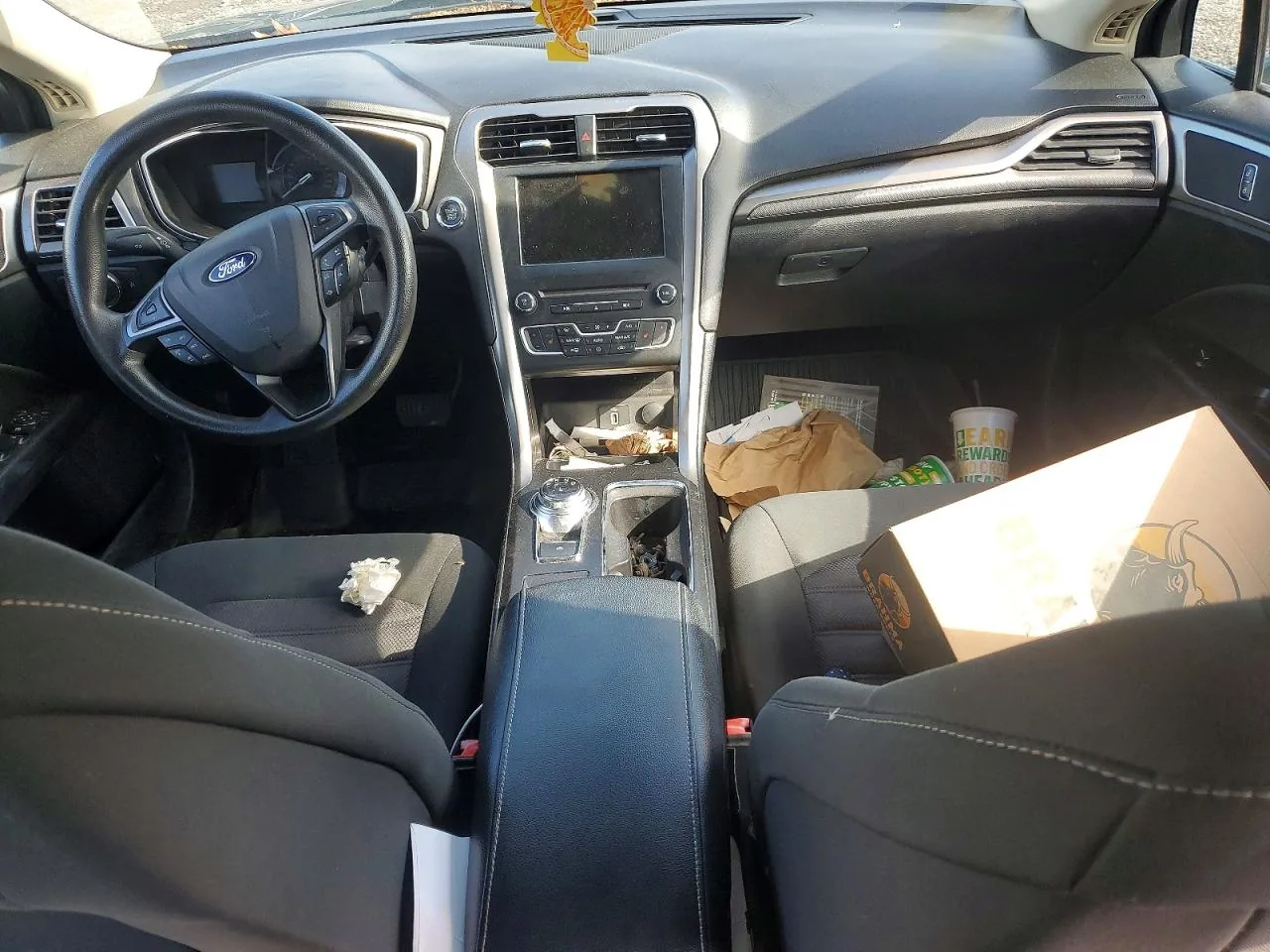 2017 Ford FUSION SE