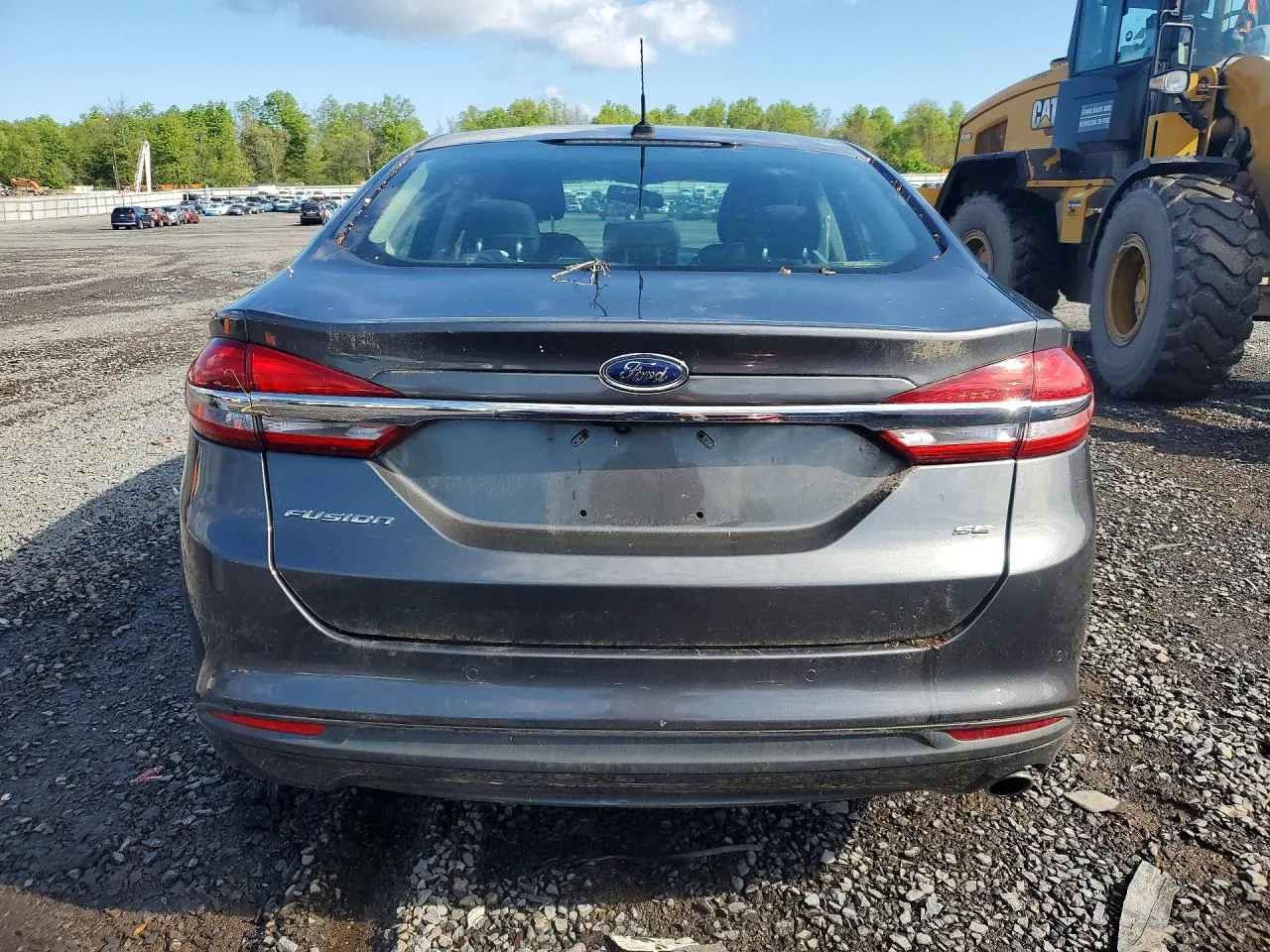 2017 Ford FUSION SE Lot #52644936 thumbnail 6