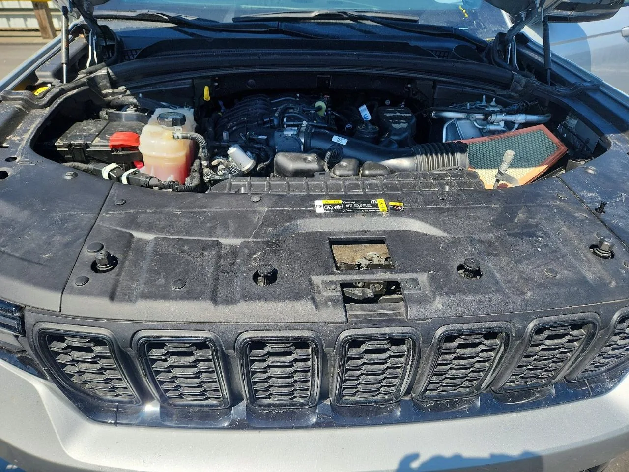 2025 Jeep GRAND CHEROKEE LIMITED Lot #52715556 thumbnail 6