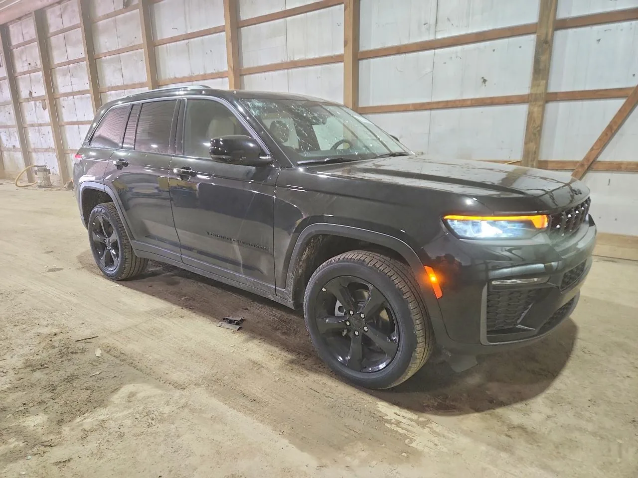 2026 Jeep GRAND CHEROKEE LIMITED