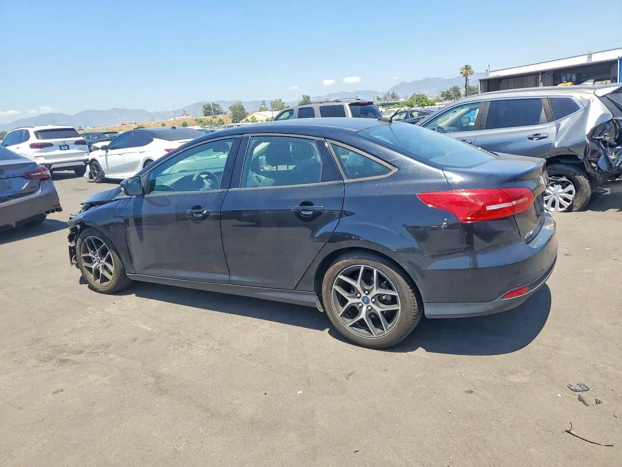 2018 Ford FOCUS SEL Lot #53034546 thumbnail 3