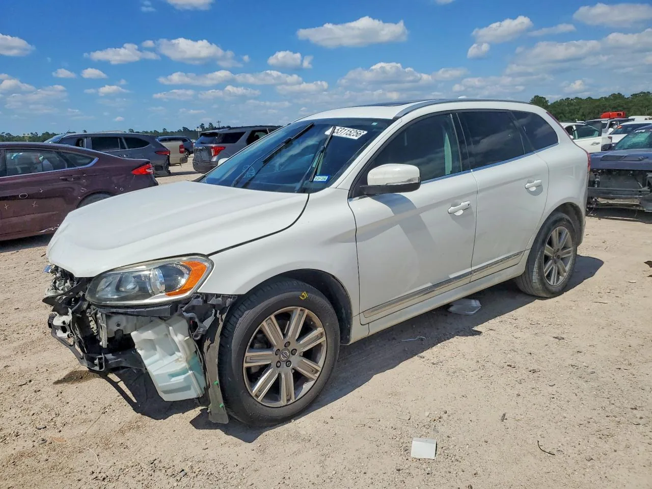 2017 Volvo XC60 T5 INSCRIPTION Lot #53115256 thumbnail 9