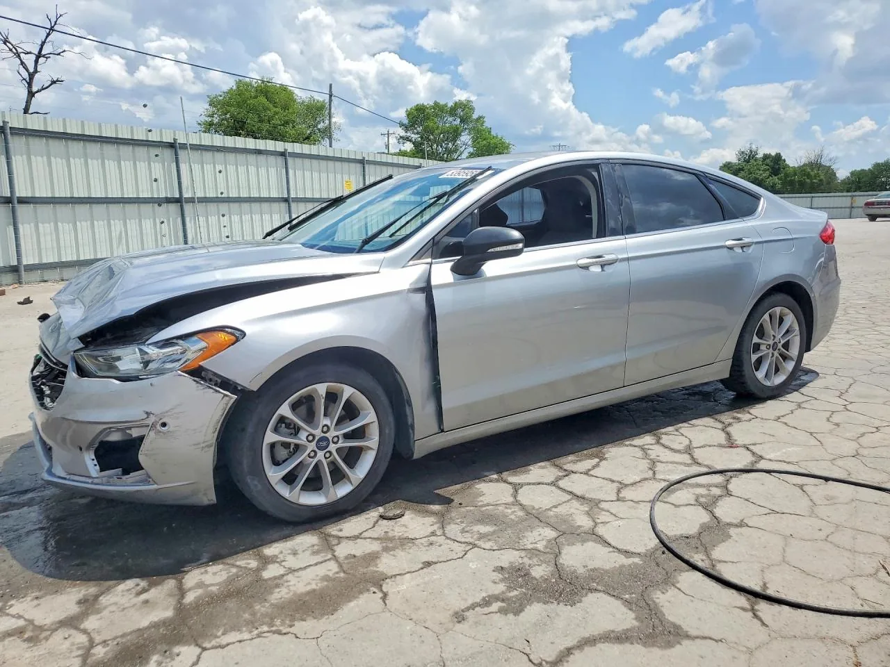 2020 Ford FUSION SE