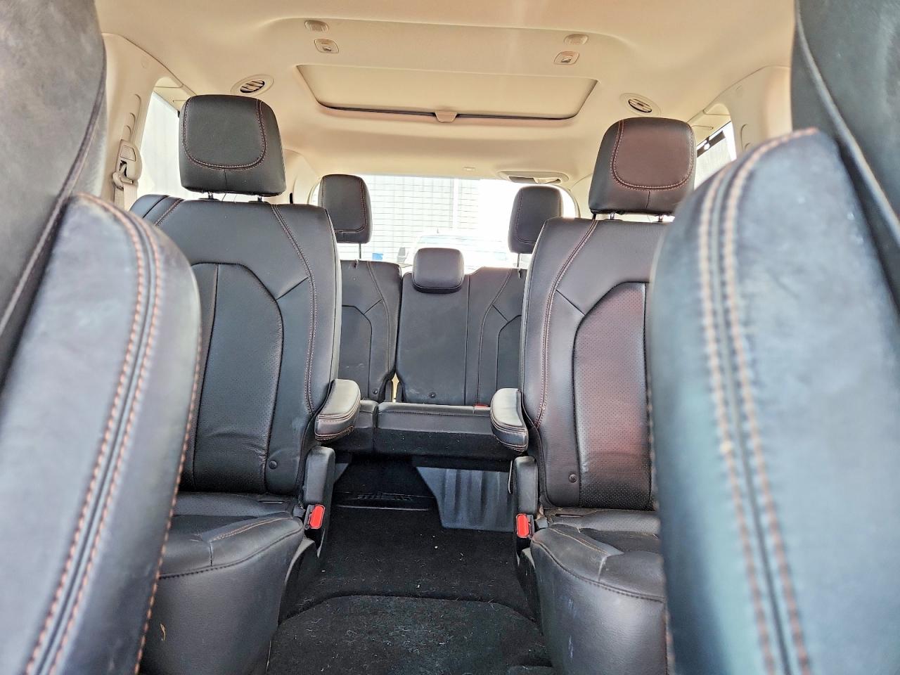 2018 Chrysler PACIFICA TOURING L PLUS Lot #54771126 — VINARCHIVE