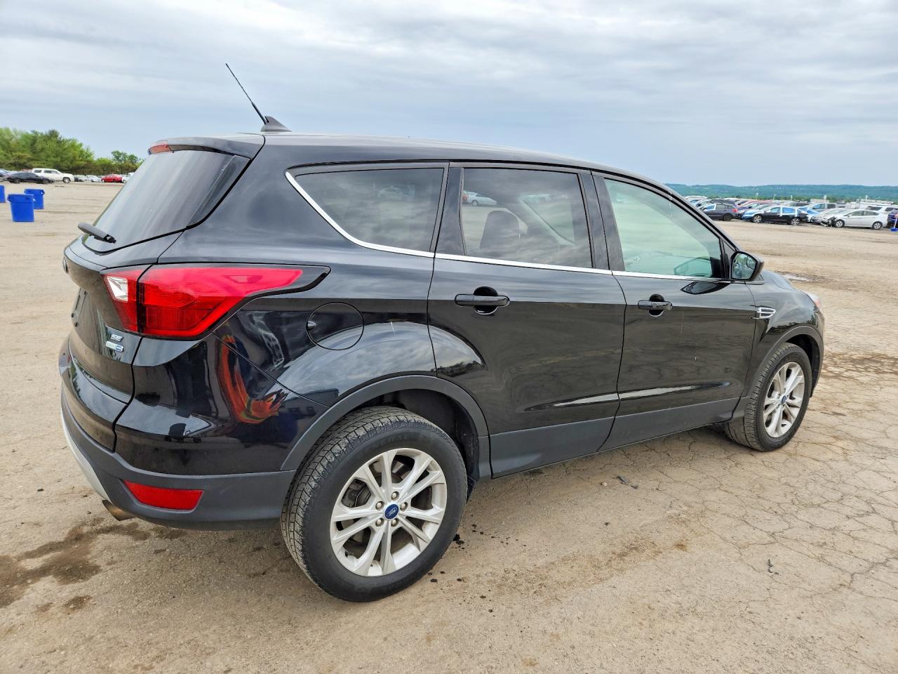 2019 Ford ESCAPE SE Lot #55045526 — VINARCHIVE