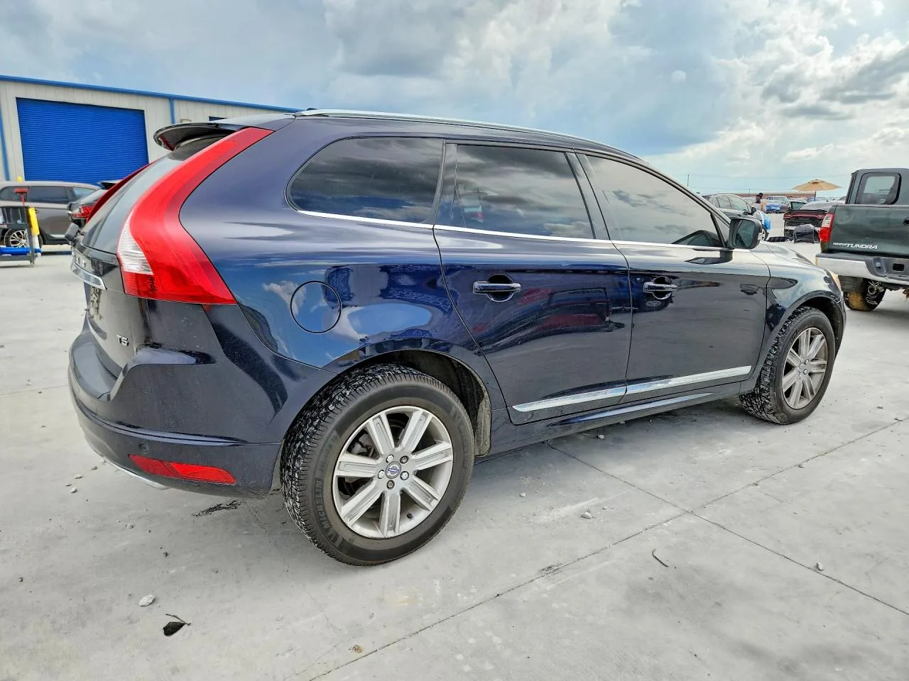 2017 Volvo XC60 T5 INSCRIPTION Lot #55774016 thumbnail 9
