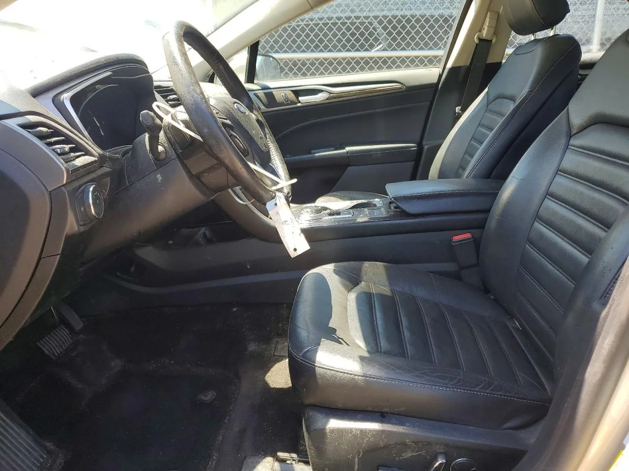 2017 Ford FUSION SE Lot #55775696 thumbnail 2