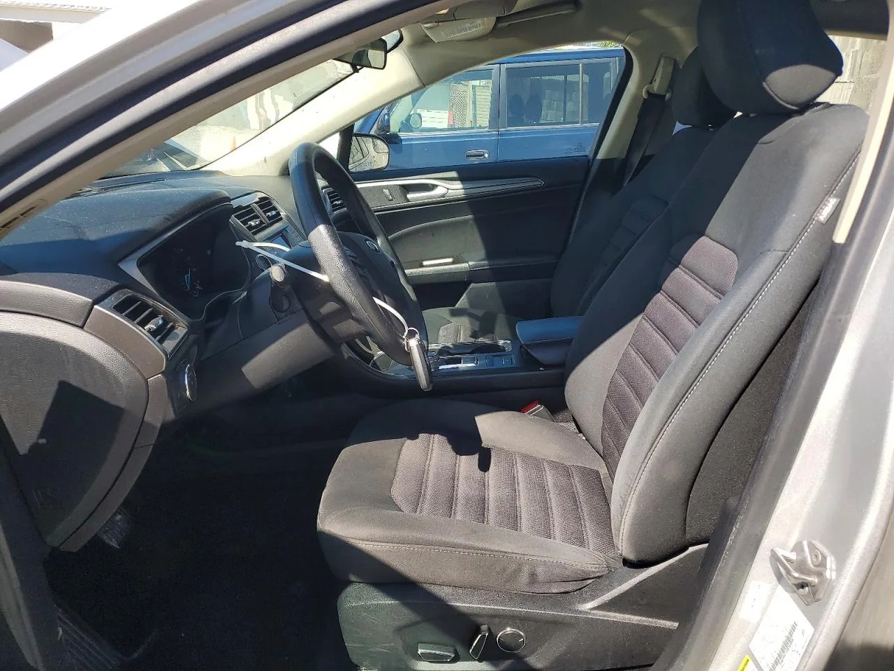 2017 Ford FUSION SE Lot #55857396 thumbnail 2