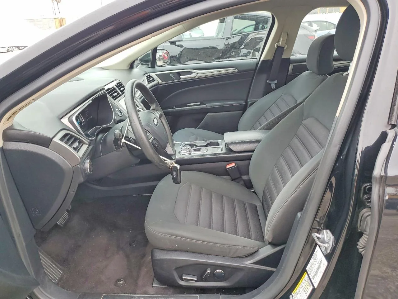 2017 Ford FUSION SE Lot #56103256 thumbnail 11