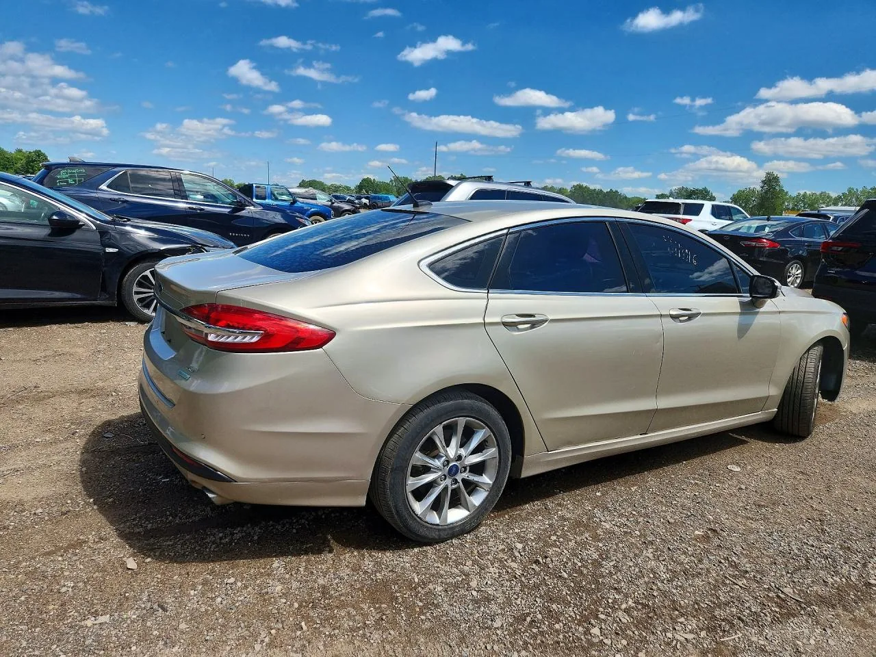 2017 Ford FUSION SE Lot #56709076 thumbnail 2