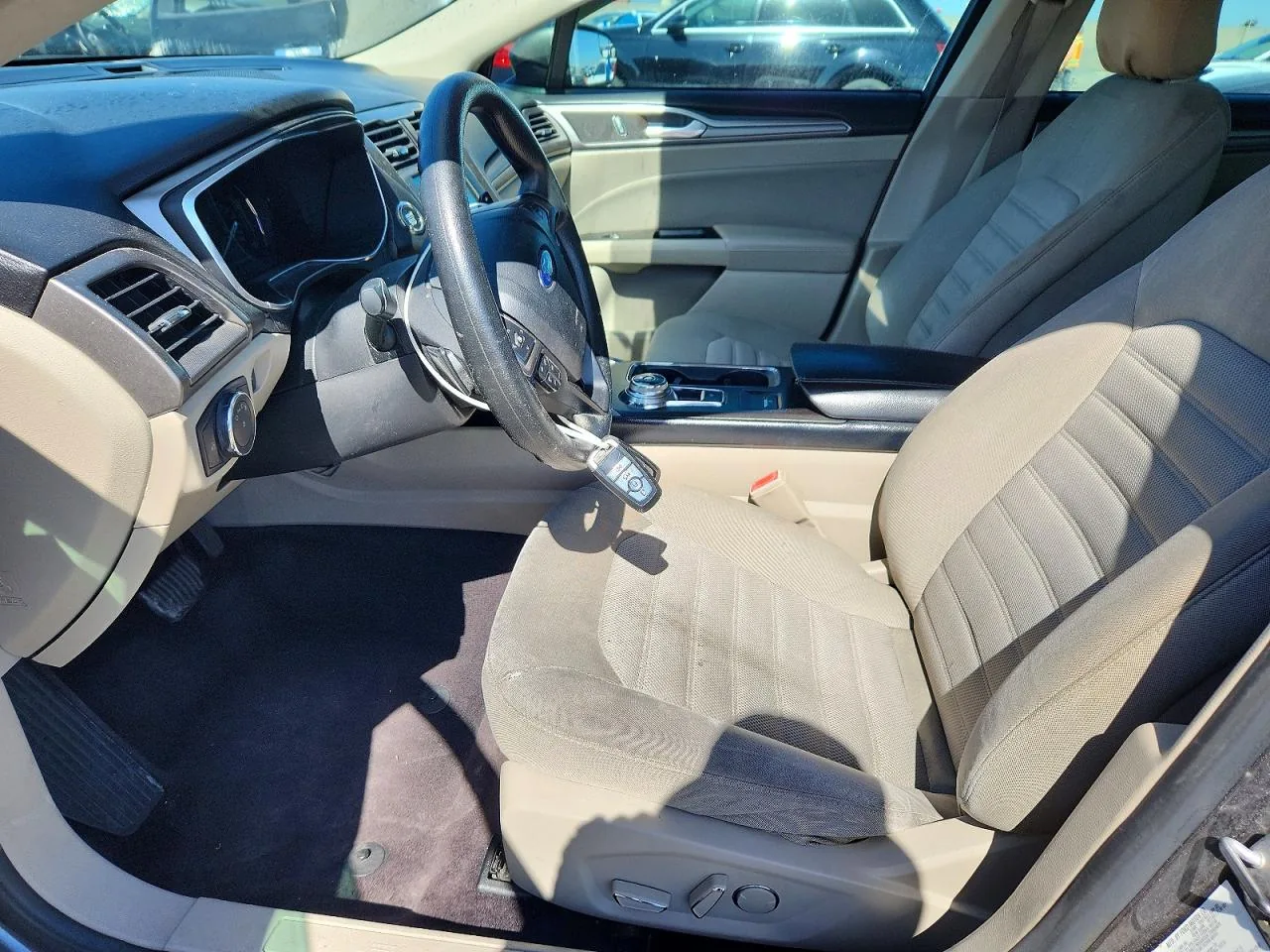 2017 Ford FUSION SE Lot #56846986 thumbnail 3