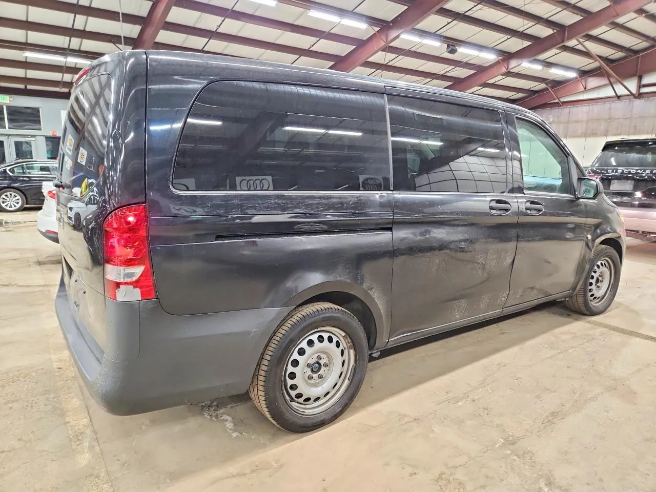 2019 Mercedes-benz METRIS