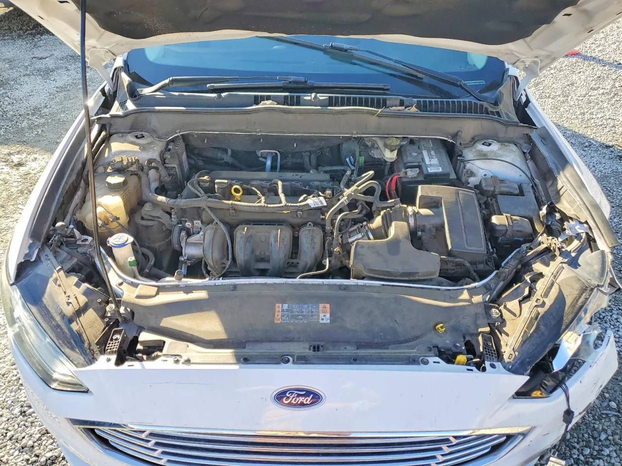 2017 Ford FUSION SE