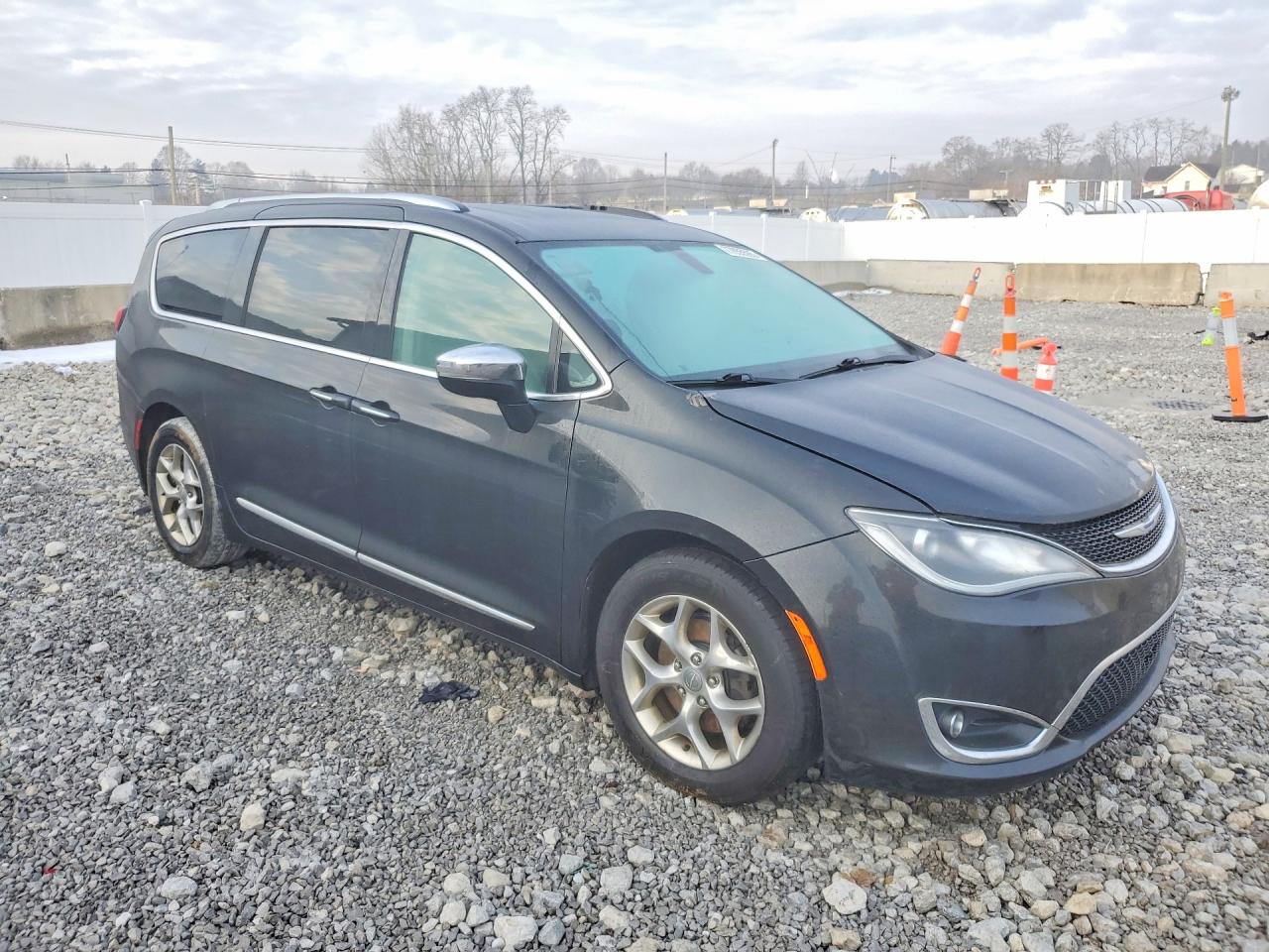 2018 Chrysler PACIFICA LIMITED Lot #77855595 — VINARCHIVE