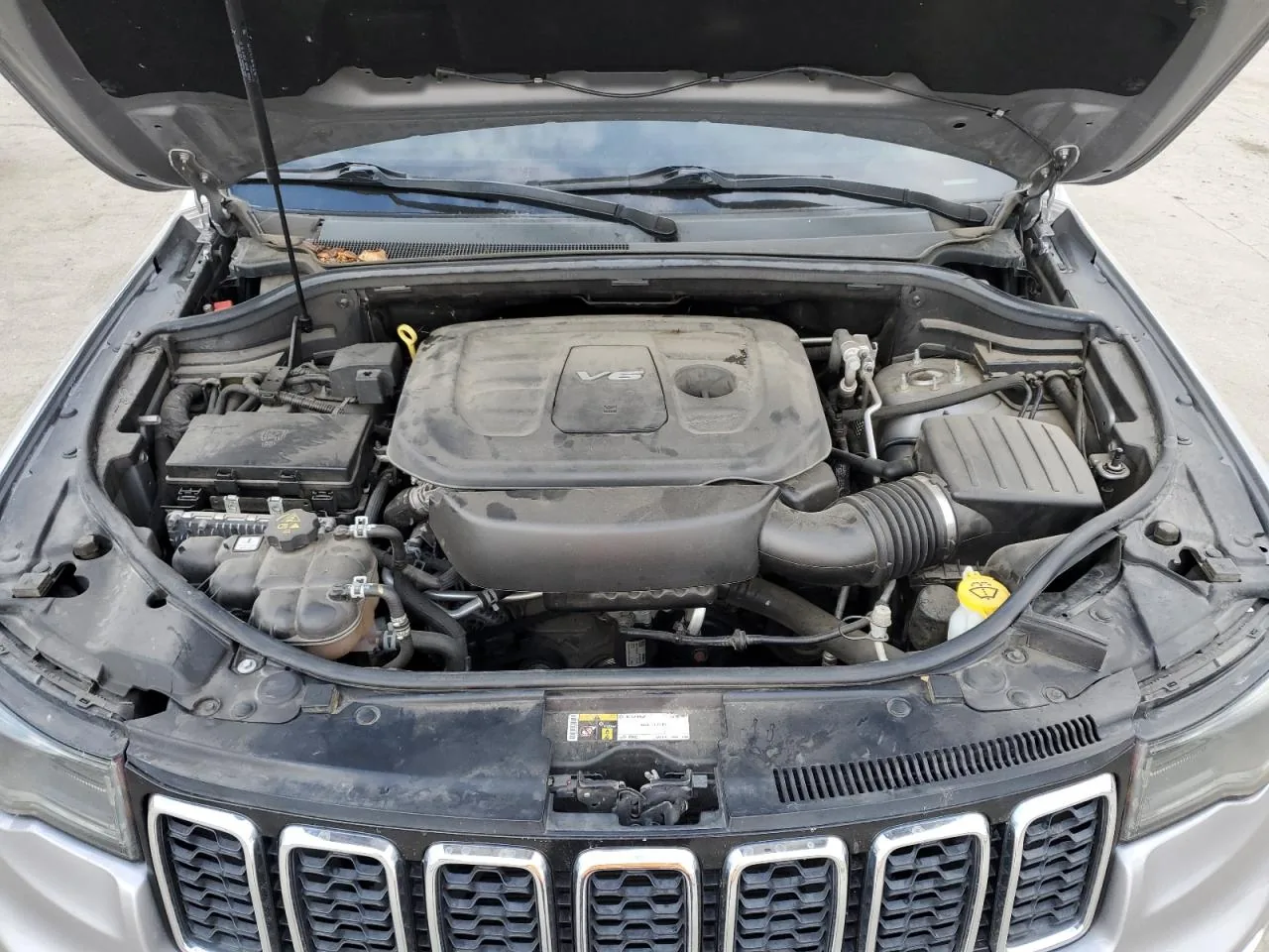 2018 Jeep GRAND CHEROKEE LIMITED Lot #78017134 thumbnail 3