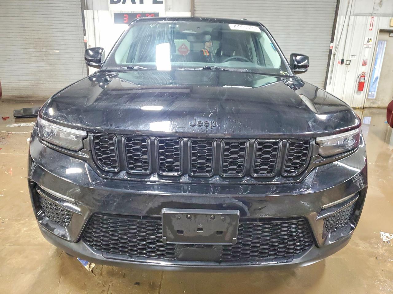 2023 Jeep GRAND CHEROKEE LIMITED Lot #79955515 — VINARCHIVE