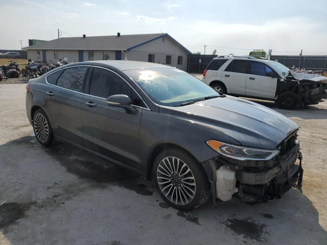 2017 Ford FUSION SE