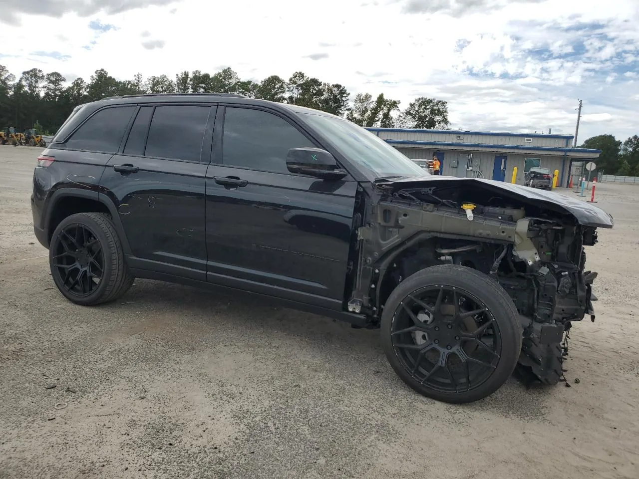2023 Jeep GRAND CHEROKEE LIMITED