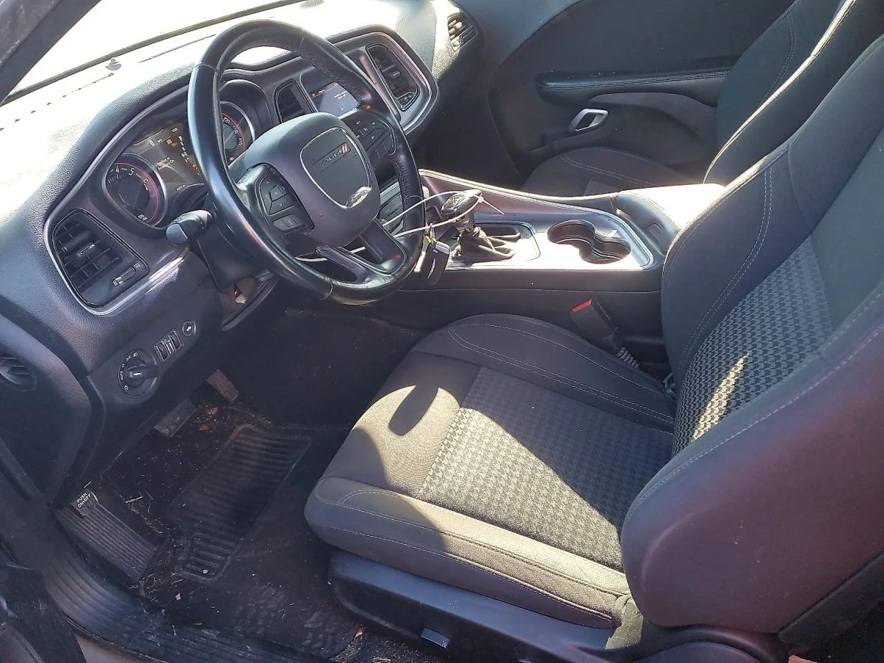 2019 Dodge CHALLENGER SXT Lot #98335015 thumbnail 8